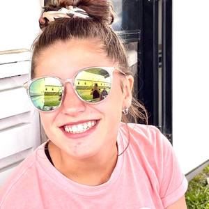 Meet your Posher, Jasmine